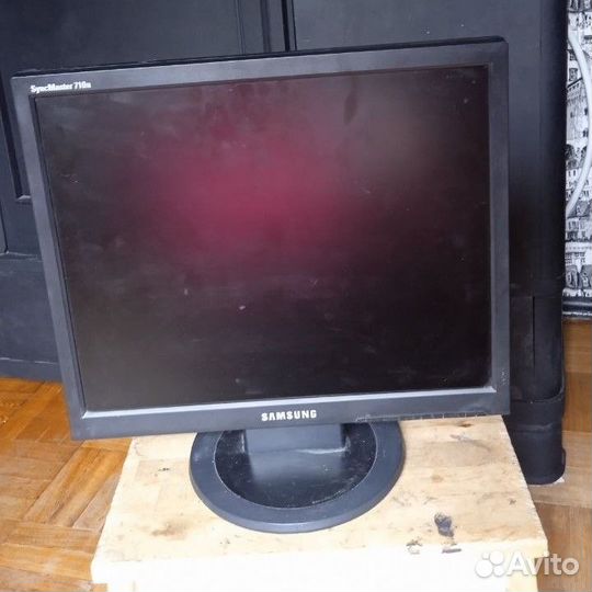 Монитор samsung SyncMaster 710n