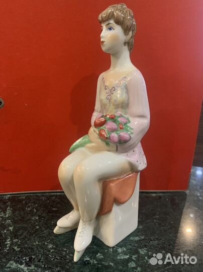 Фарфоровые статуэтки киев