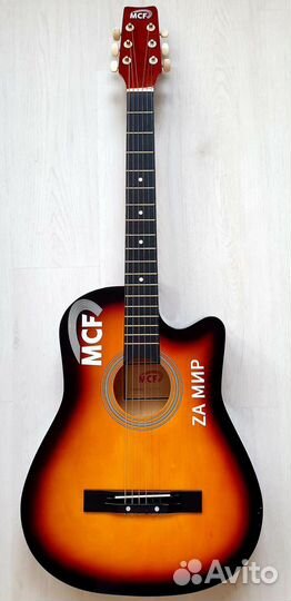 Акустическая гитара