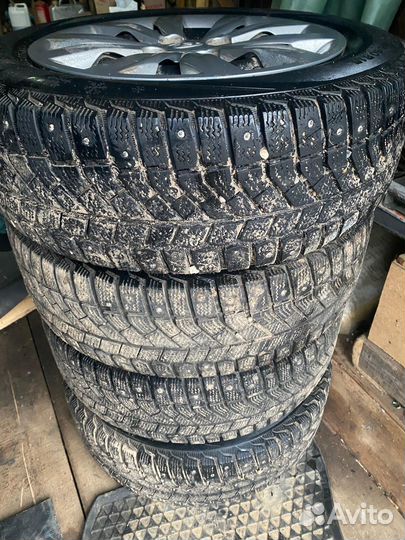 Viatti Bosco Nordico V-523 195/60 R15 88T