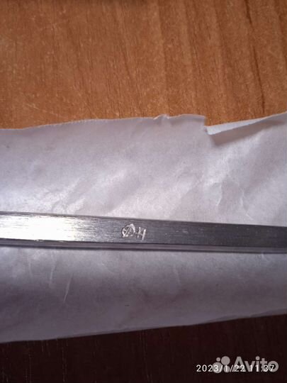 Крючок трахеотомический острый