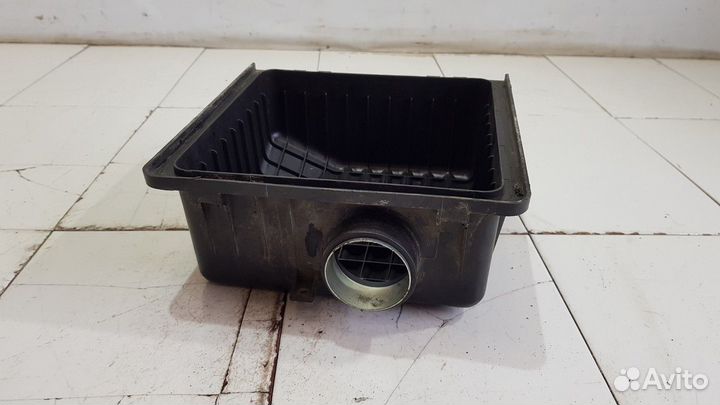 Крышка корпуса воздушного фильтра (Lifan X60)