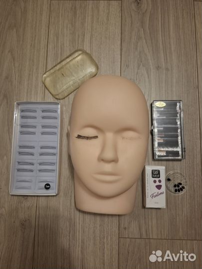 Набор для наращивания ресниц с маникеном