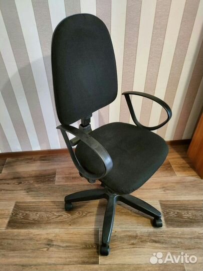 Компьютерное кресло