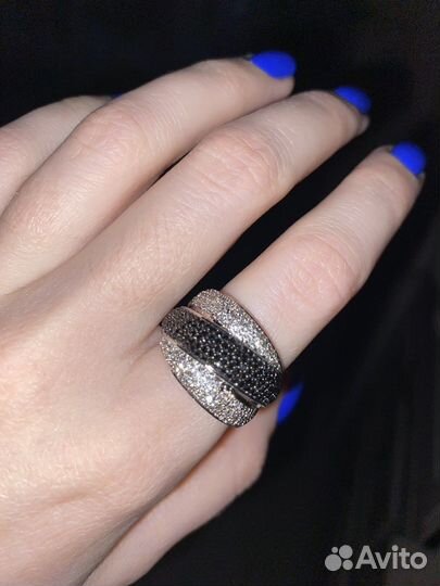 Серебряное кольцо