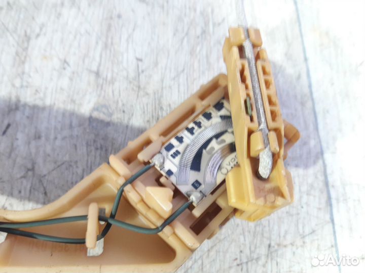 Датчик уровня топлива Mercedes W220 A2205421717