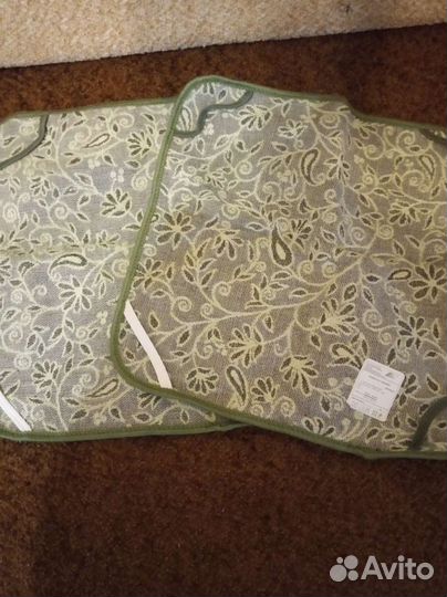 Чехлы на табурет новые 2 шт