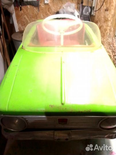 Детская педальная машина СССР