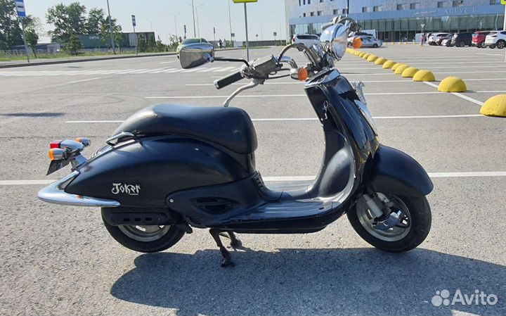 Продам ретро скутер Хонда Джокер 50