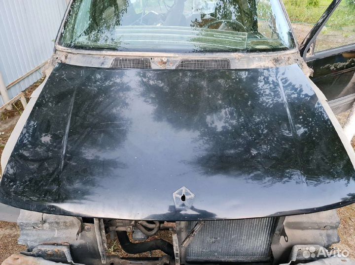 Dodge Caravan капот + крылья