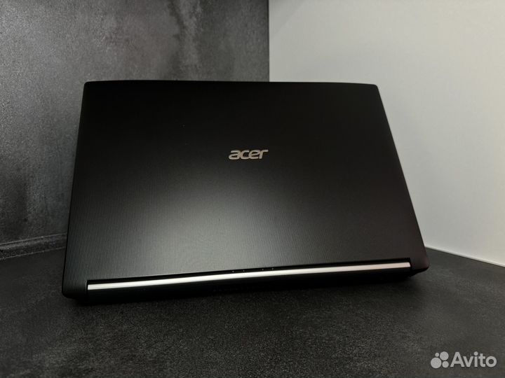 Игровой ноутбук Acer 17.3