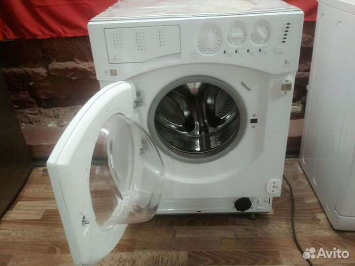 Стиральная машина Hotpoint Ariston 7кг