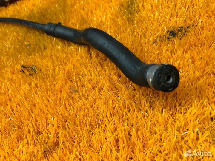 Патрубок расширительного бачка Bmw 3-Series E90