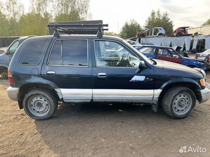 В разборе kia sportage 1 1994 2.0 AT