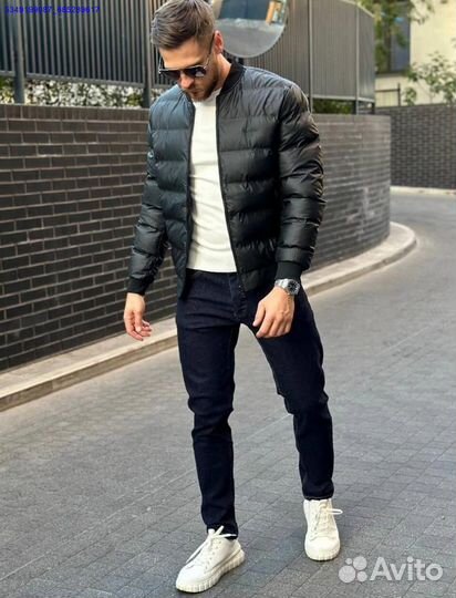 Мужской бомбер Armani: смело и стильно