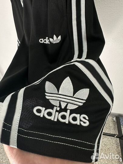 Шорты Adidas