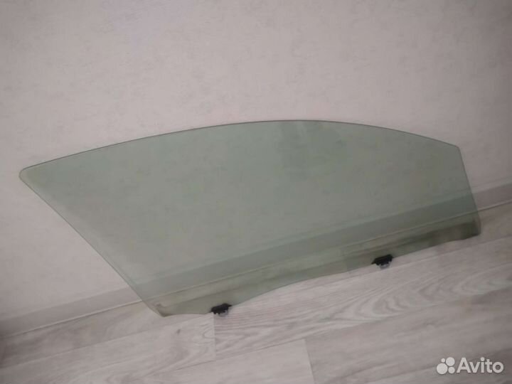 Стекло Toyota Passo