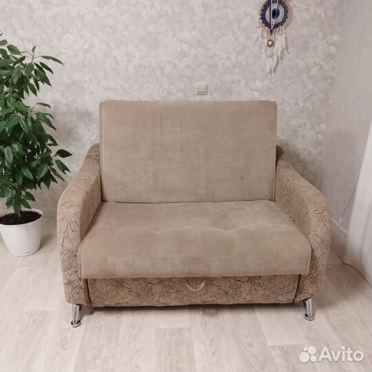 Диван раскладной с ящиком