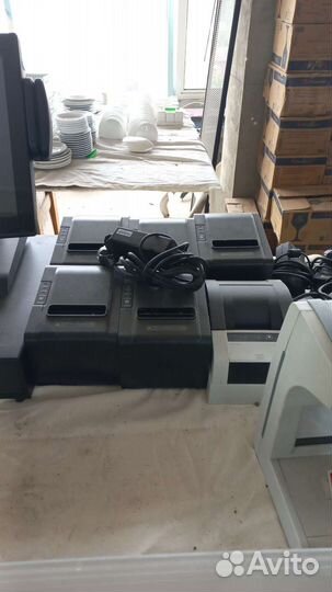 Посуда и столовые принадлежности