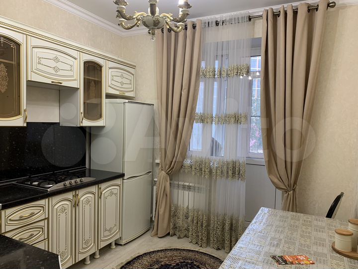 1-к. квартира, 50 м², 3/10 эт.