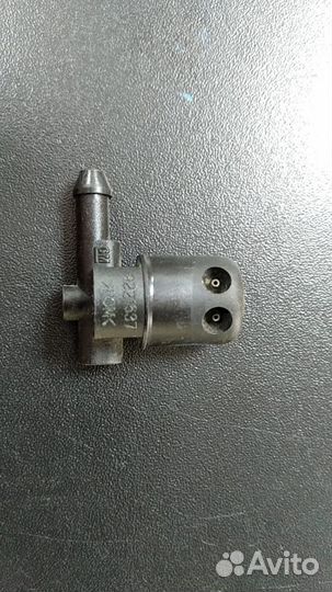 Форсунка омывателя стекла Опель Астра Н