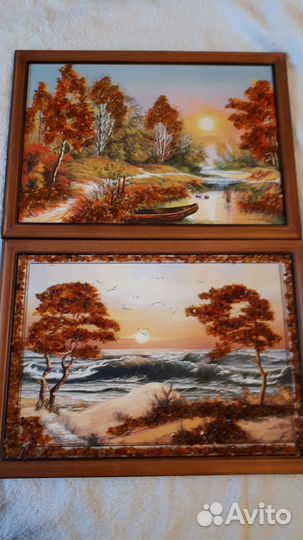 Картина с янтарем