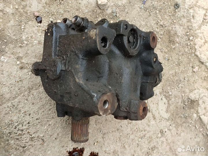 Рулевой редуктор Мерседес w124