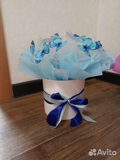 Светящиеся букеты из бабочек