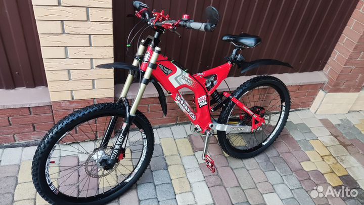 Байк для даунхила на базе рамы Intens Haro dhr M1