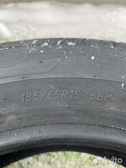 Viatti Strada Asimmetrico V-130 185/65 R15 88H