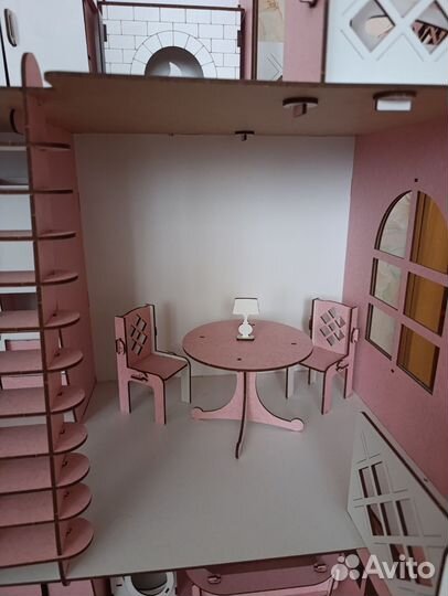 Кукольный домик для Барби с мебелью