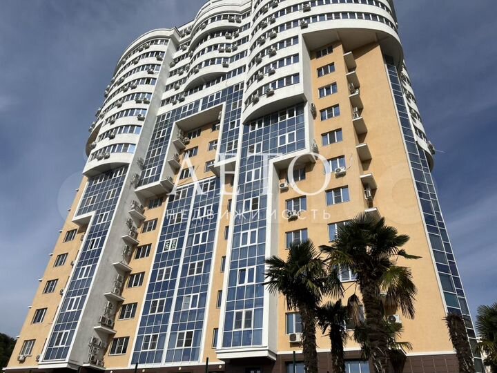 3-к. квартира, 80 м², 6/18 эт.