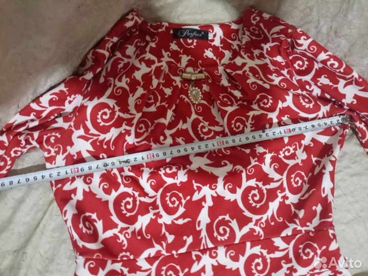 Платье нарядное