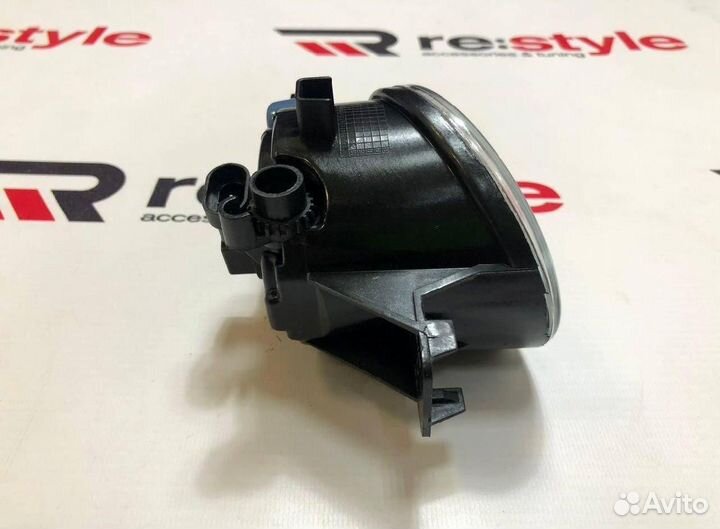 Туманка Nissan 1 ухо Valeo S1993