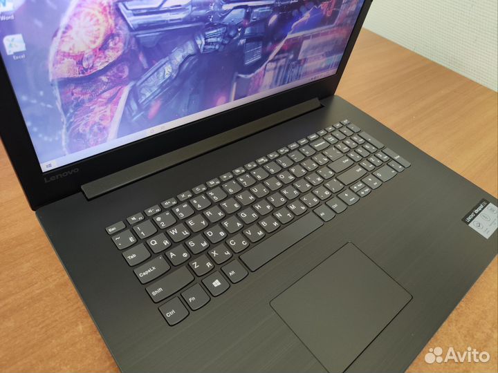 Свежий ноутбук 17 дюймов для дома и работы