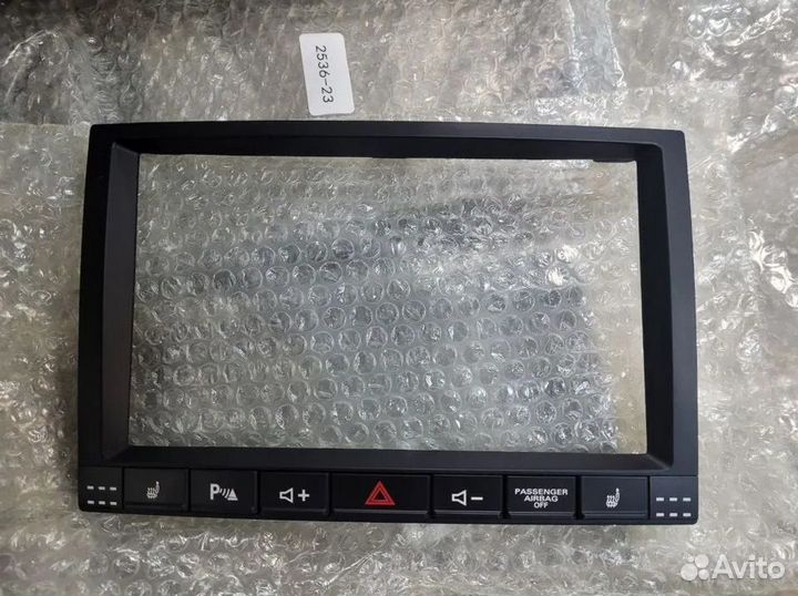 Рамка для магнитол android Touareg GP 2002 - 2010