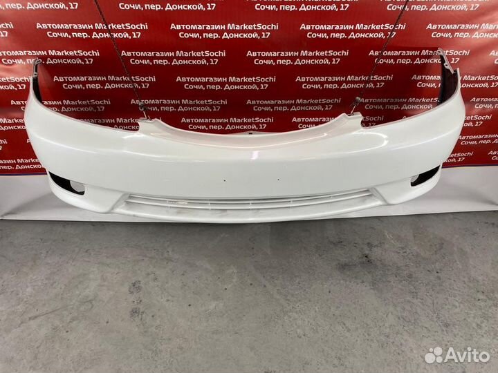 Бампер Camry передний