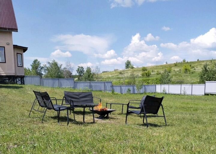 Коттедж 200 м² на участке 20 сот.