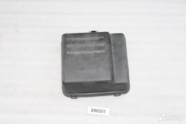 Крышка блока предохранителей Toyota Vista Ardeo SV