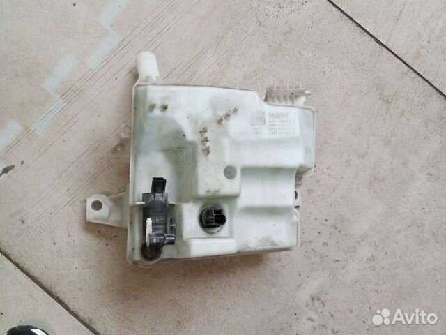 Бачок омывателя Ford Focus 3 хэтчбек 1.6 2011