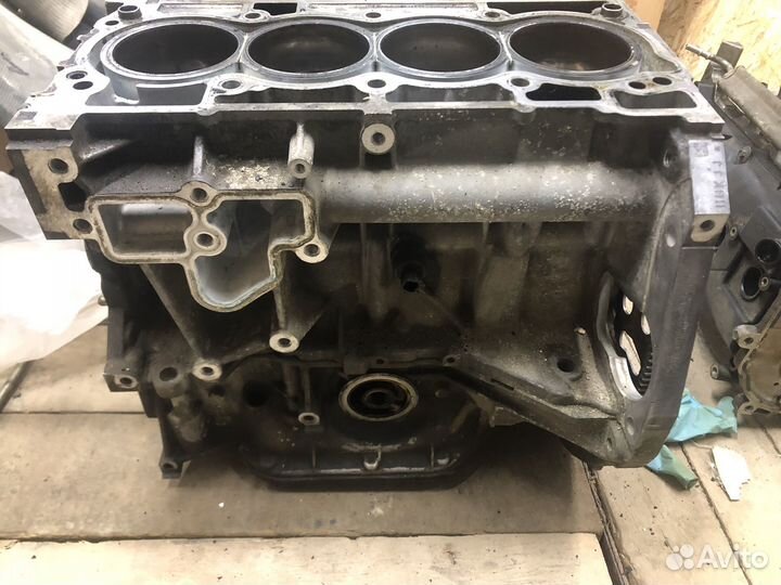 Блок двигателя mr20