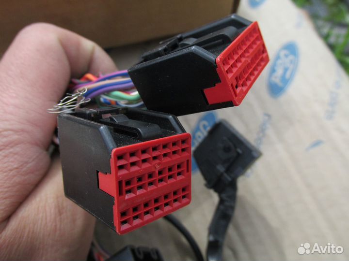 Провод для подключения магнитолы мр-3 Explorer 02