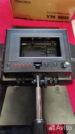 Yongnuo YN-160 Светодиодный накамерный свет