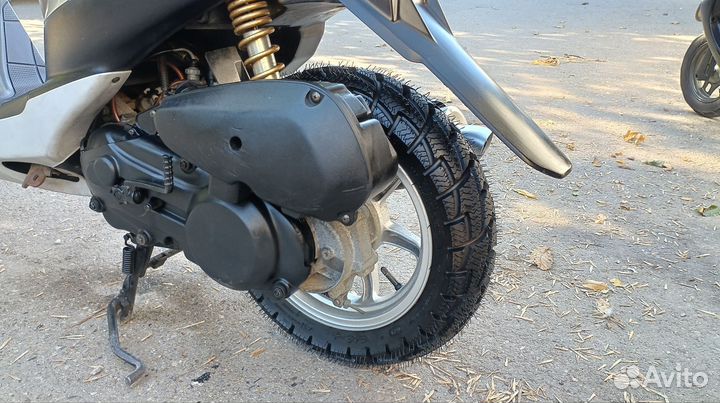 Скутер с Японии Suzuki ZZ inch sport Без пробега