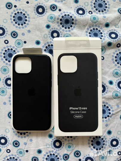 Чехол на iPhone 13 mini