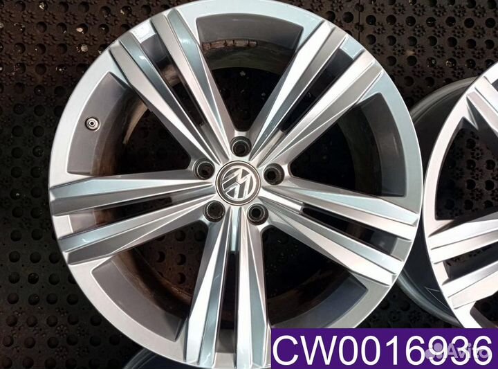 Диски R19 Volkswagen Б/у оригинал