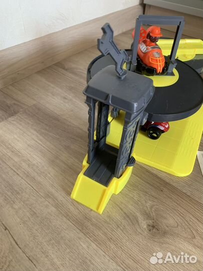 Трек щенячий патруль парковка