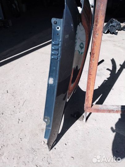 Крыло переднее правое Mitsubishi Pajero 4