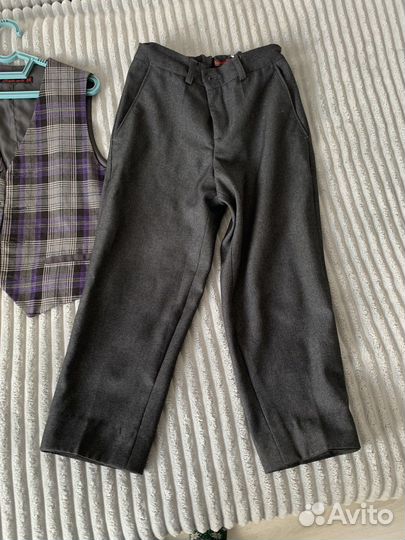 Форма школьная. 152, 134