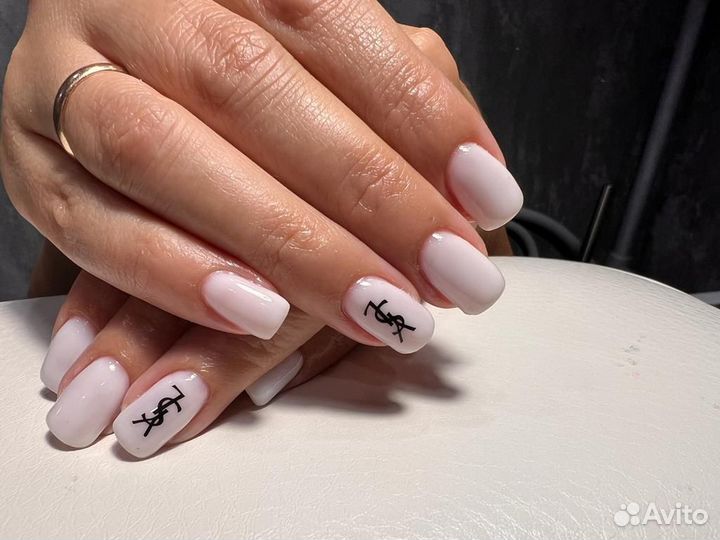 Маникюр с покрытием гель лак